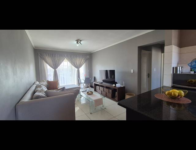 2 BEDROOM APARTMENT FOR SALE IN NOORDWYK